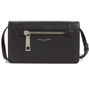 Marc Jacobs Leather Crossbody Wallet